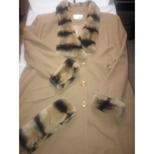 Lily And Taylor‎ 3 Piece Suit Set USA Wool Genuine Soft Fur Size 22 Womens Brown